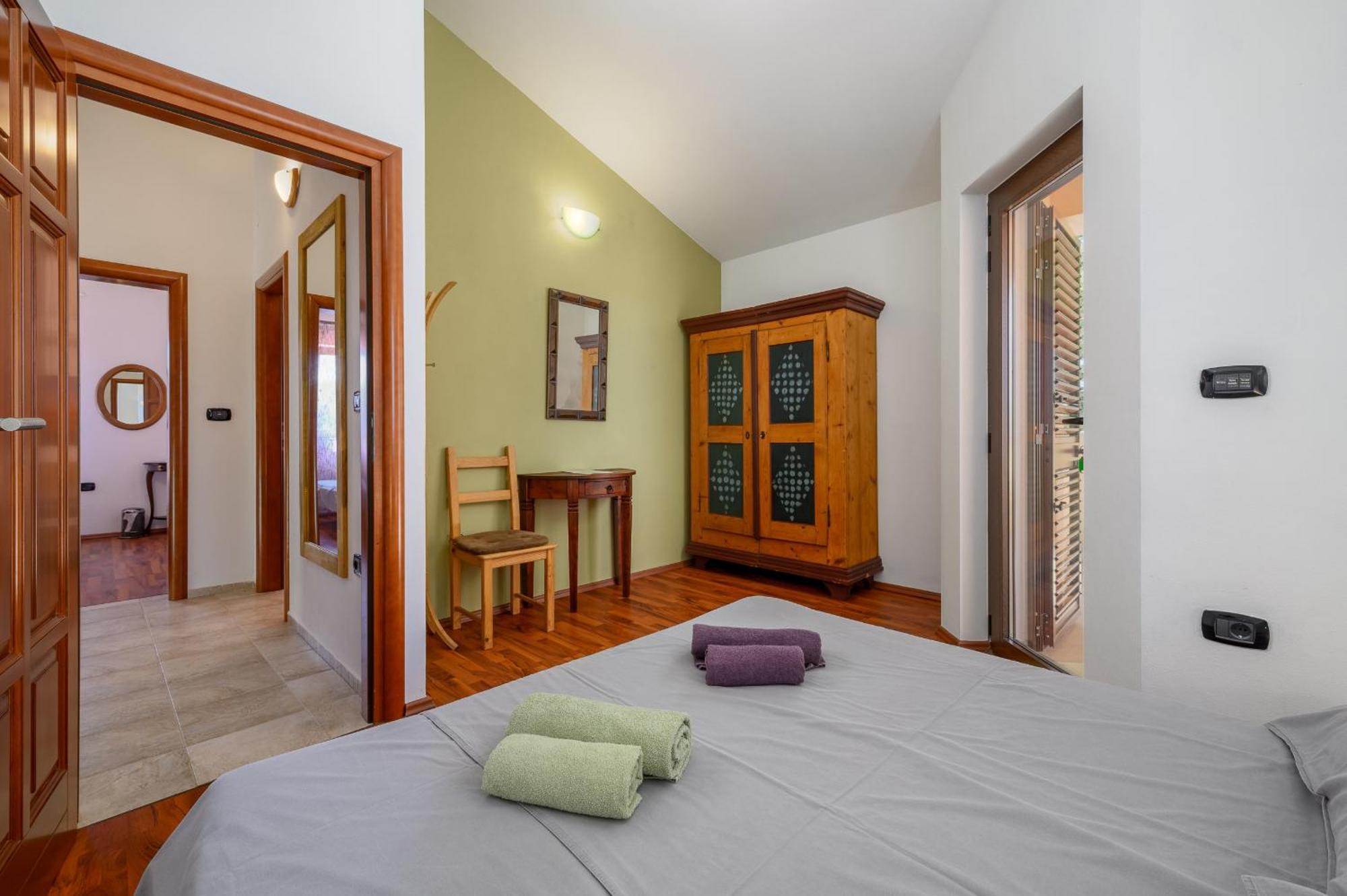 Villa Hrast Bacva Вишнян Екстер'єр фото